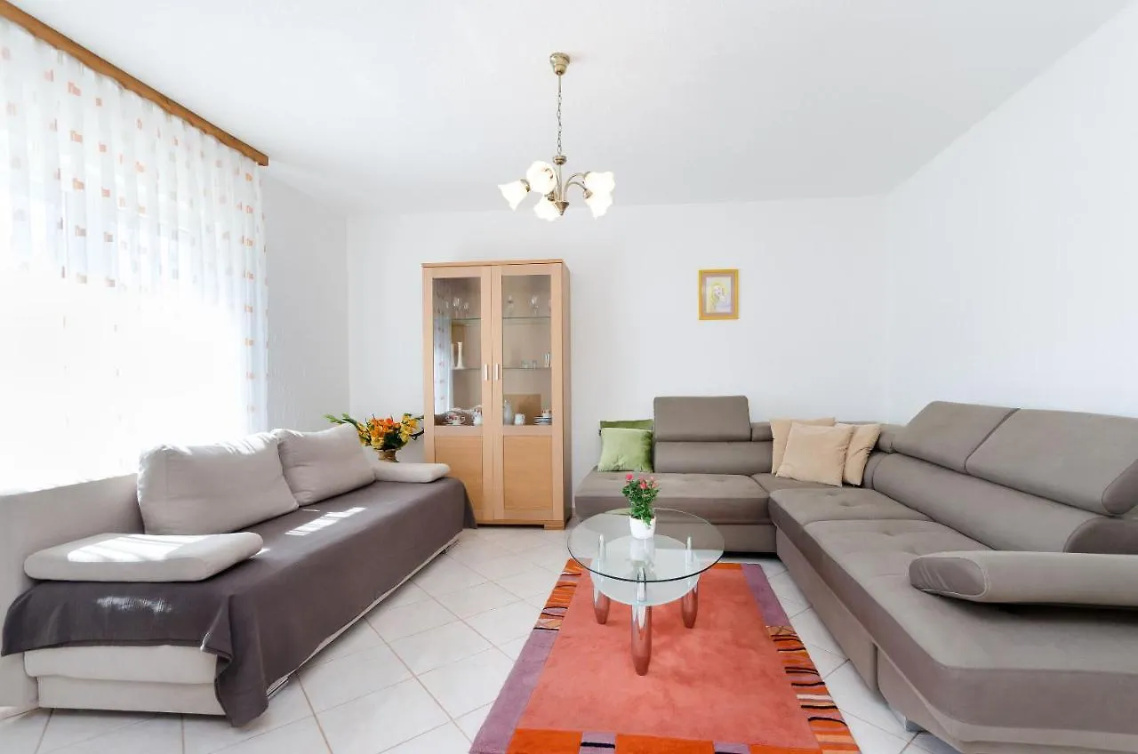 פובילה Apartments Maravera