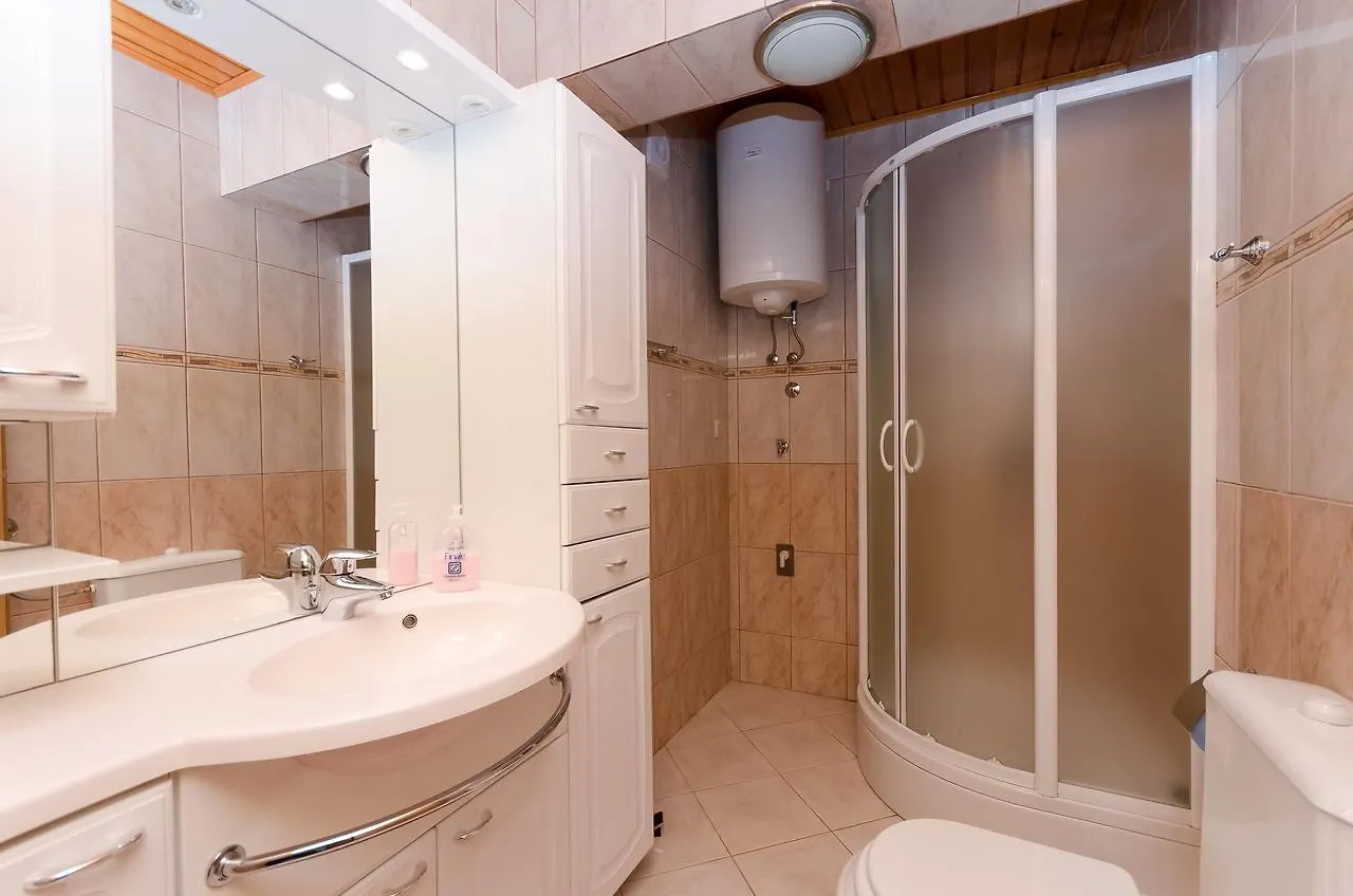 פובילה Apartments Maravera קרואטיה