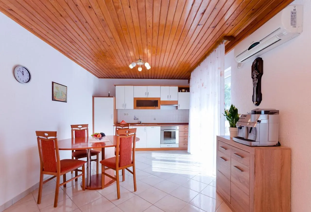 Apartments Maravera Povile Chorvatsko