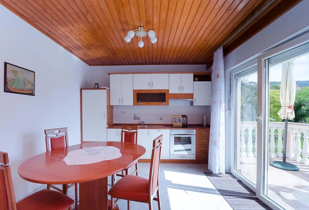 Apartments Maravera Povile