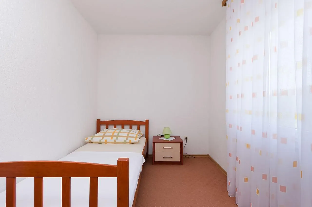 Apartments Maravera Povile 0*,  Chorvatsko